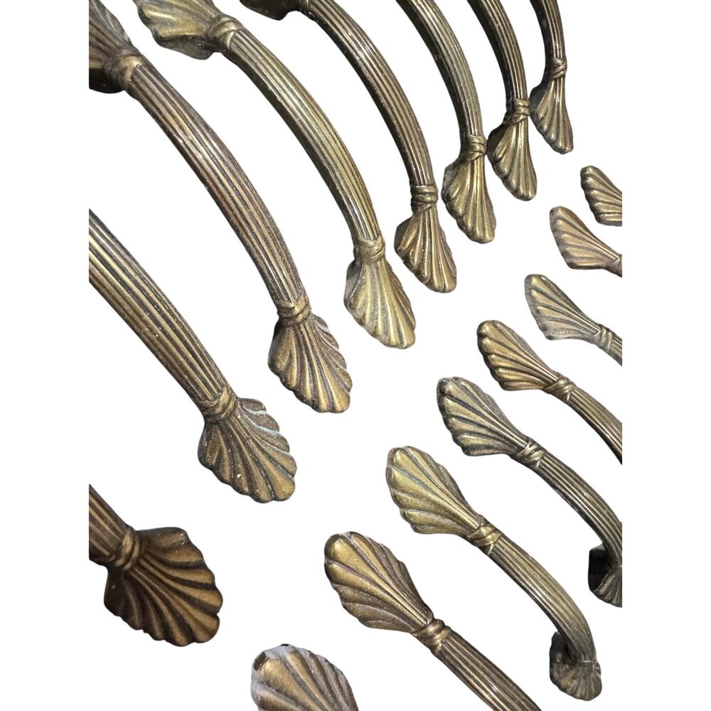 Amerock Vintage Brass Hardware Scallop Shell #1333 16 Piece Set